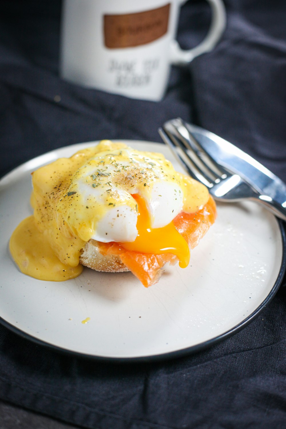 Classic Eggs Benedict with Hollandaise